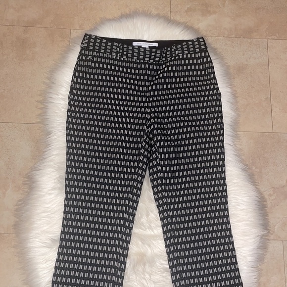 Diane Von Furstenberg Textured Lace Mary Honeycomb Stretch Trousers - Picture 2 of 10